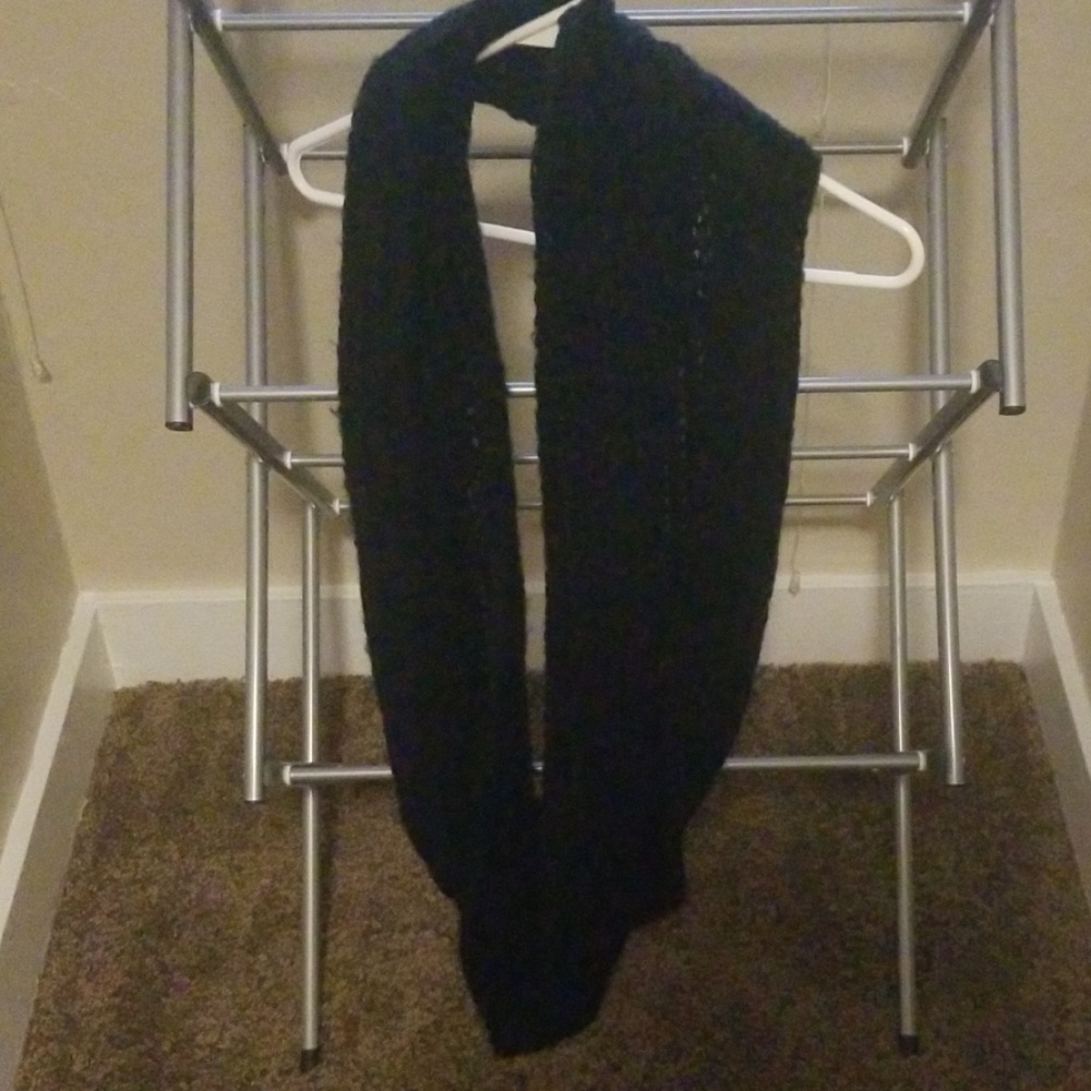 Cotton On Circle Scarf